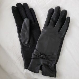 Black leather gloves